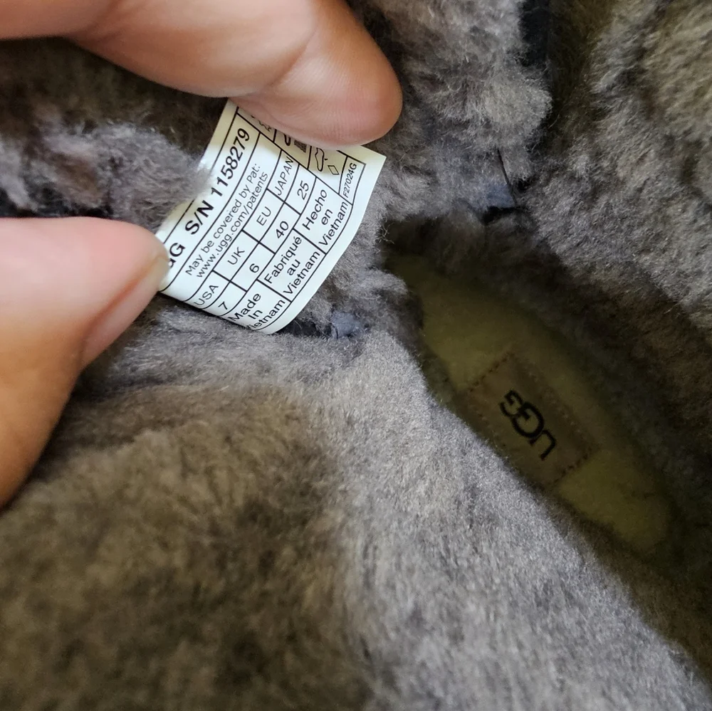 New UGG Butte Quilted